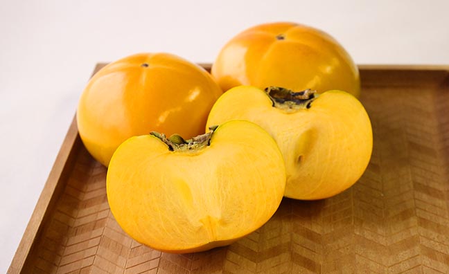 旬を迎えた美味しい柿を、甘柿日本一の生産量を誇る福岡からお取り寄せ!